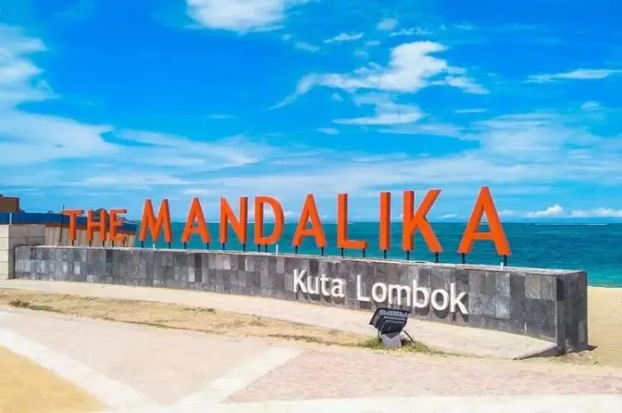 Pantai Kuta Mandalika di Lombok